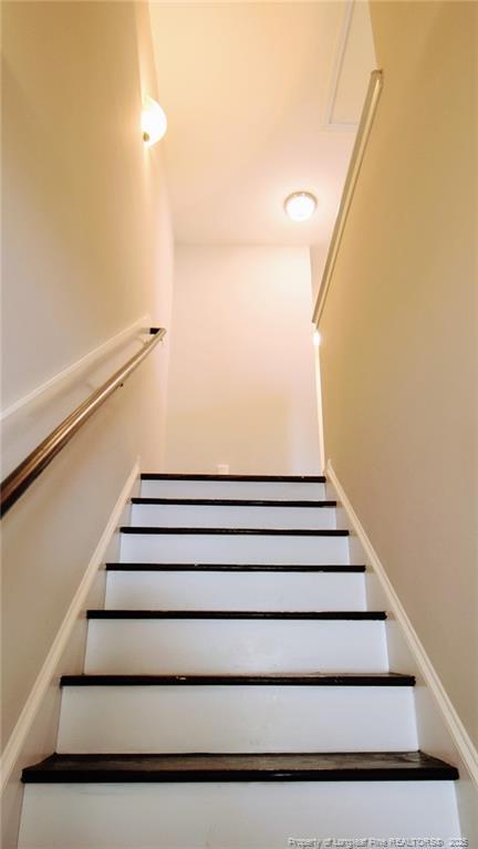 Building Photo - 2660 Middle Br Bnd