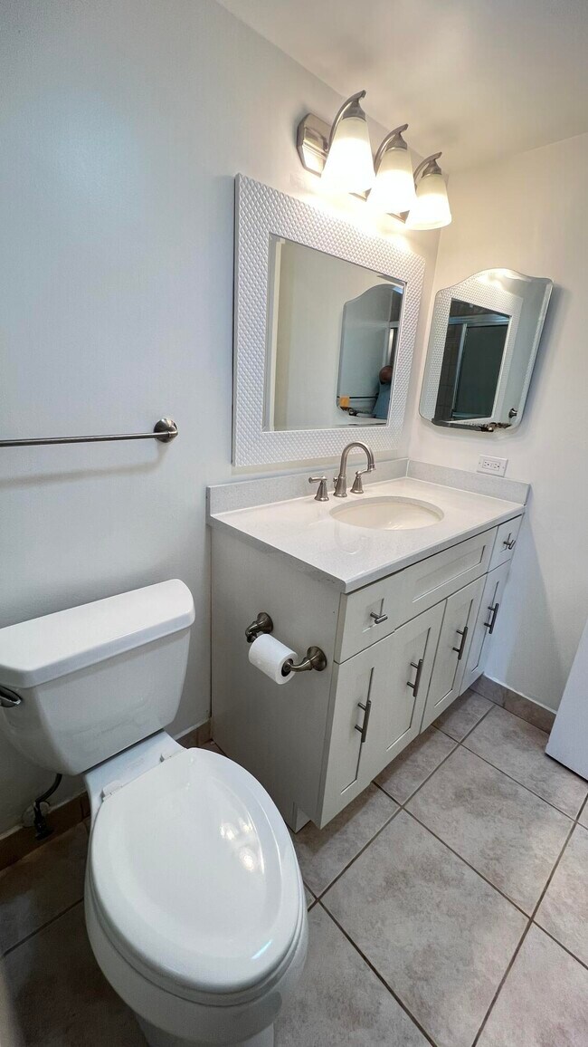 Building Photo - 4381 Trevi Ct