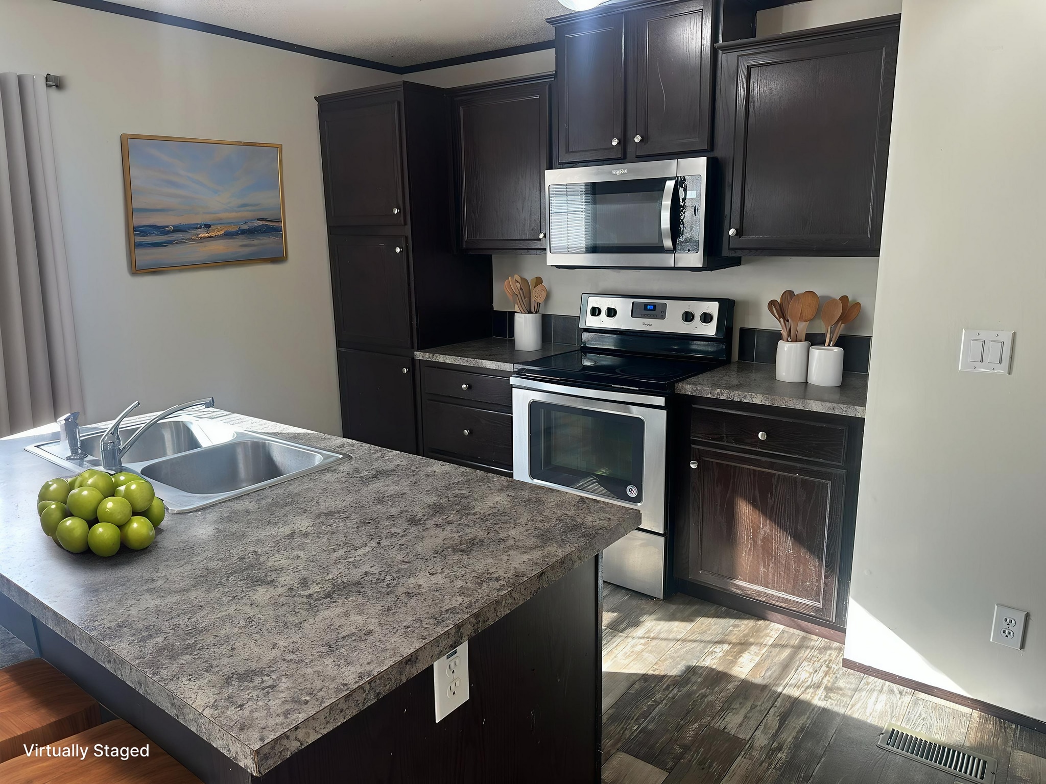 Building Photo - 2299 Wellington Green Dr