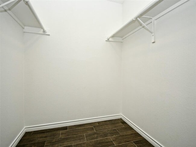 Building Photo - 411 Delmar Ave