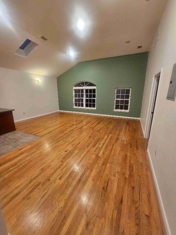 Building Photo - 289 Arlington Ave