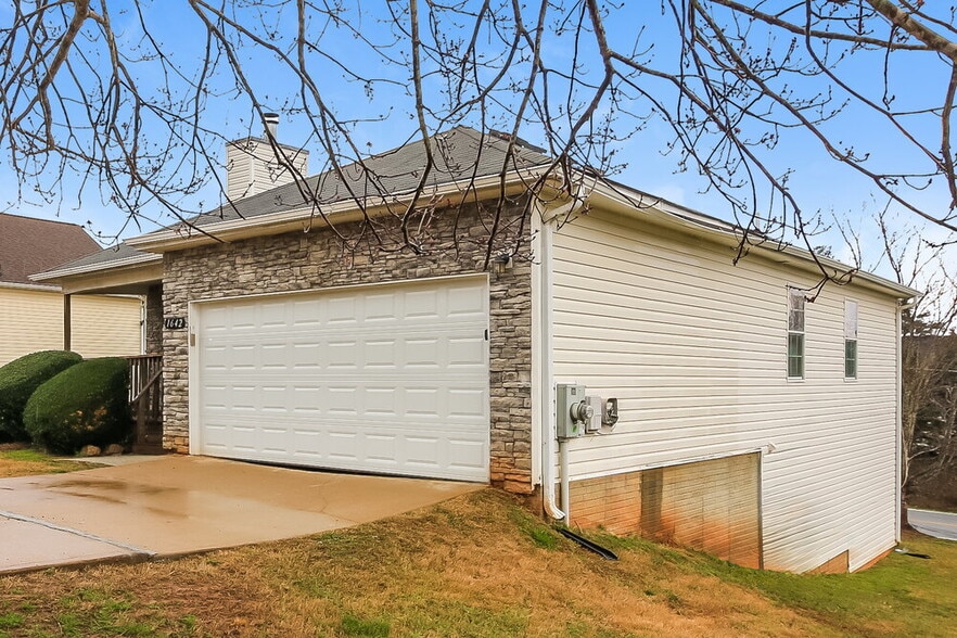 Building Photo - 1642 Boxcar Pl NE