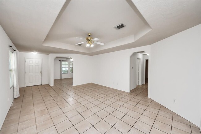 Building Photo - 1115 Juniper River Ct