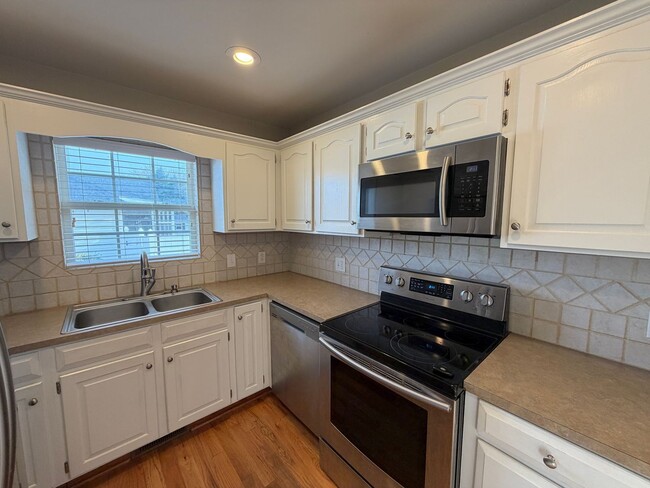 Building Photo - Statesville - Scotts Creek - 3BD/ 2BA