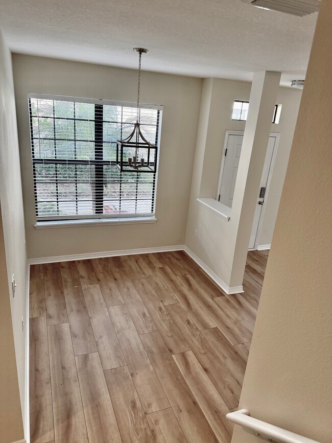 Building Photo - 5610 Kingletsound