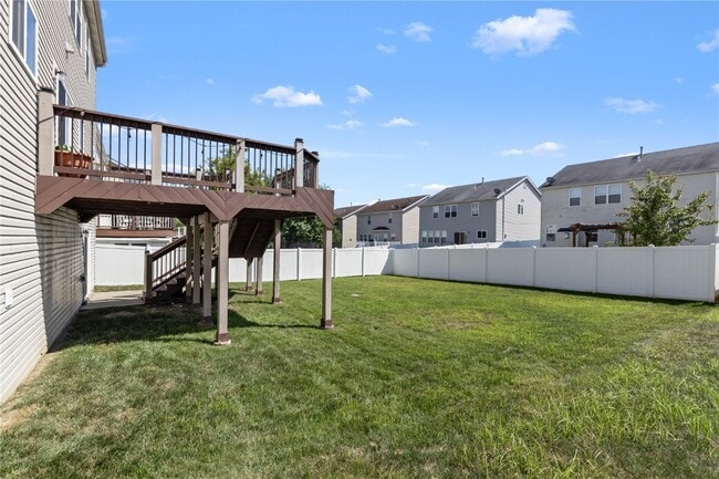 Building Photo - 184 Berry Manor Cir
