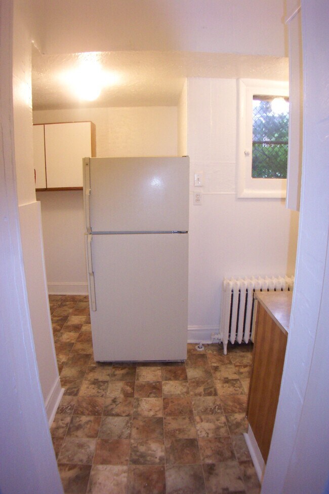 Primary Photo - 218 Buckingham Pl
