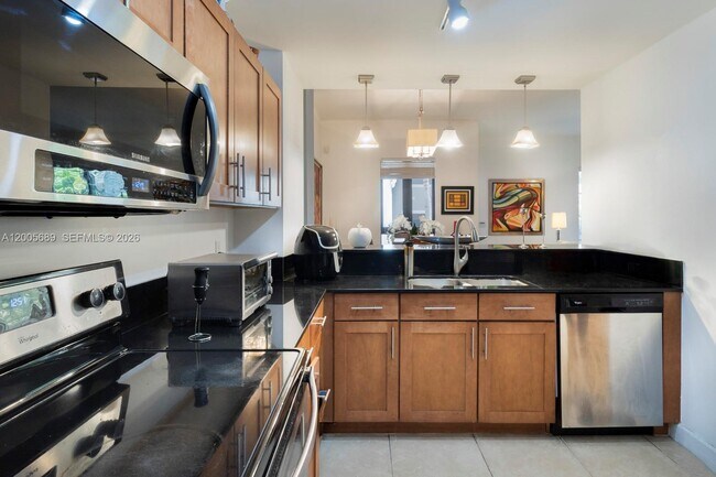 Building Photo - 8390 SW 72nd Ave