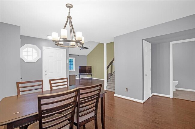 Building Photo - 1468 Briarwood Rd NE