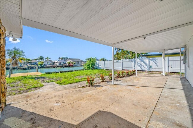 Building Photo - 7930 Causeway Blvd S