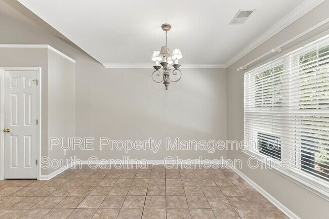 Building Photo - 1322 Palm Cove Dr
