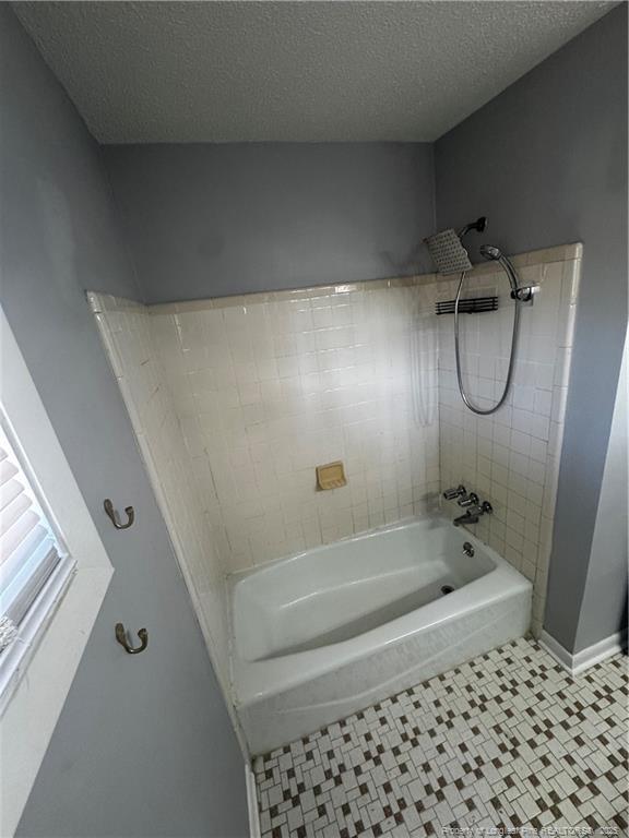 Building Photo - 724 Carnegie Dr