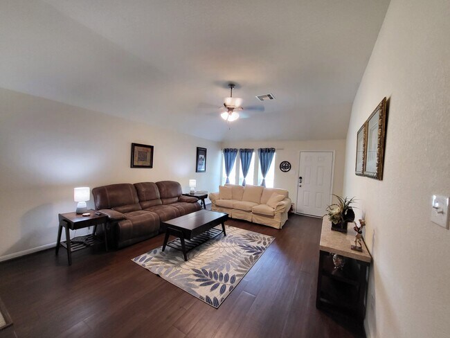 Building Photo - 10739 Chestnut Path Way