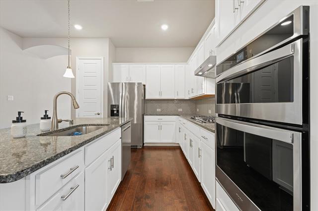 Building Photo - 8015 Sunflower Ln