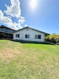 Building Photo - Hidden Gem in Kaimuki – 3 Bed, 2 Bath Home