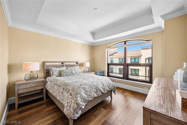 Building Photo - 9123 Strada Pl