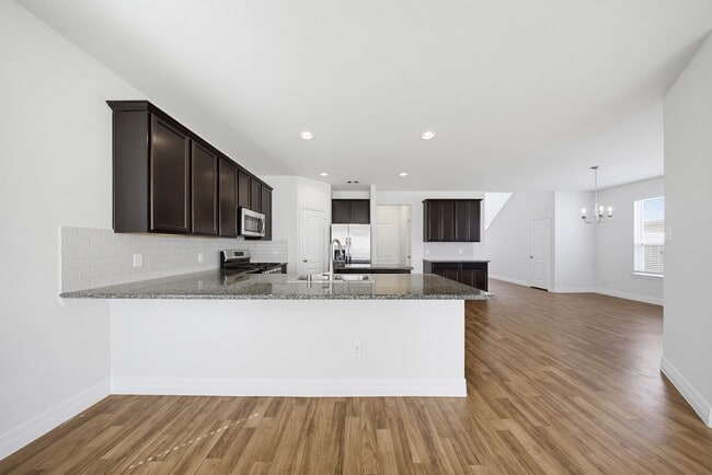 Building Photo - 40615 Guillemont Ln