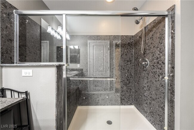 Building Photo - 8750 Cerrito Canyon Ct