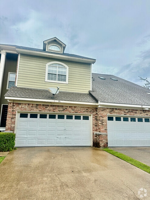 Building Photo - 25 Charleston Cir