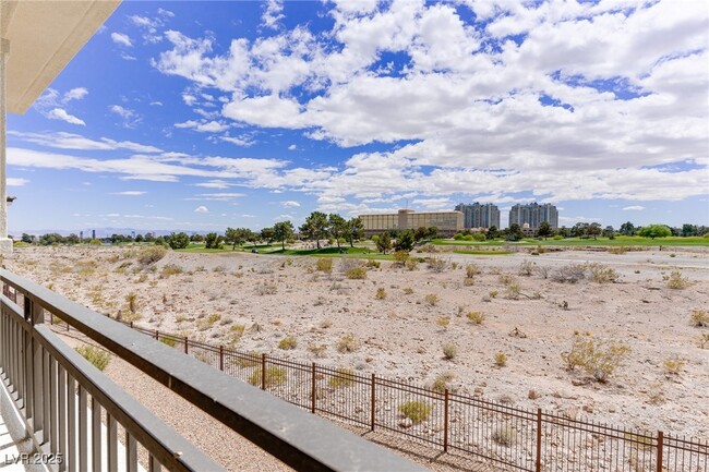 Building Photo - 9133 Las Manaitas Ave