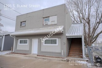 Building Photo - 1205 S Blaine St