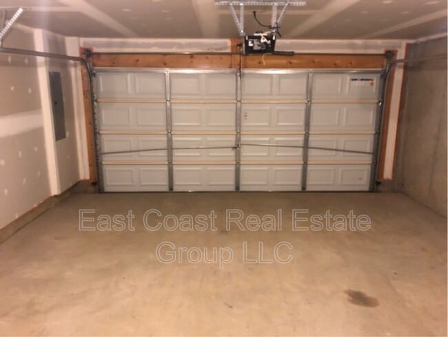 Building Photo - 9126 Landon House Ln