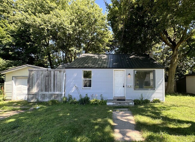 Building Photo - 1028 Church Ct