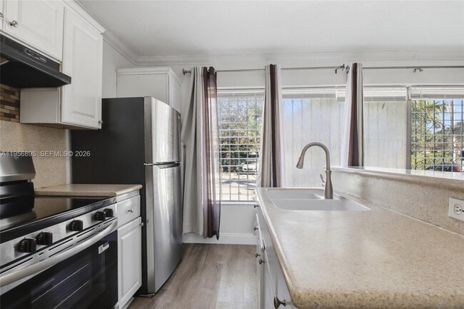 Building Photo - 3380 NW 14th St