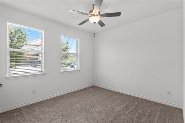Building Photo - 500 Stinchcomb Rd