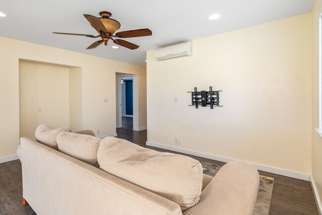 Building Photo - Waikapu Gardens 4 Bed/3 Bath, Beautiful Ho...