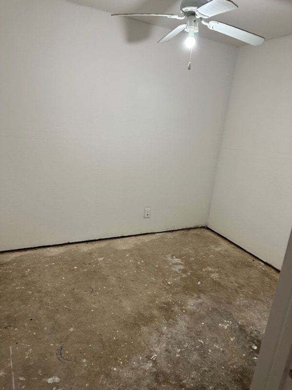 Building Photo - 409 Skyline Cir