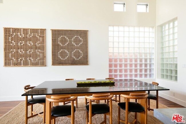 Building Photo - 2217 Grand Canal