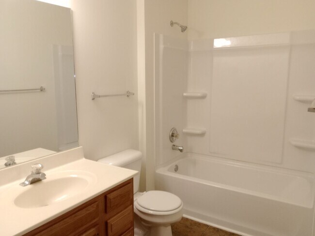 Building Photo - 5013-5015 Carrie Ridge Dr.
