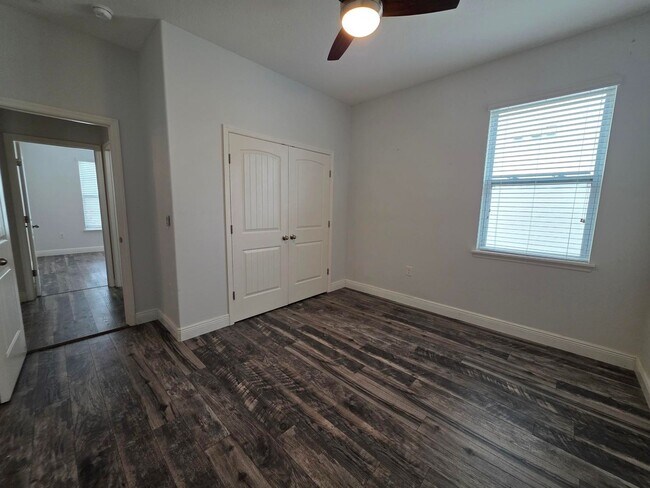 Building Photo - Gorgeous 4-Bedroom, 3-Bathroom Home in Providence