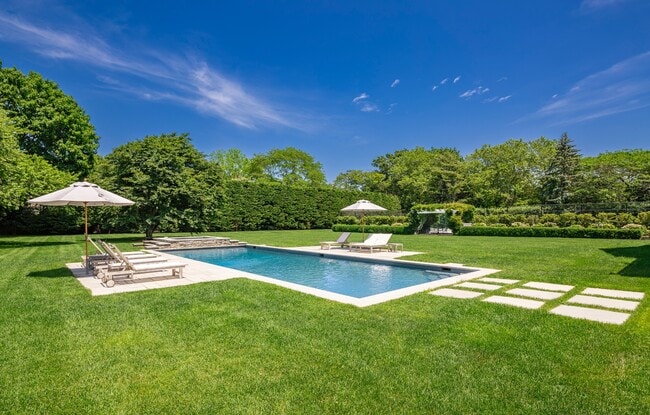 Building Photo - 59 First Neck Lane