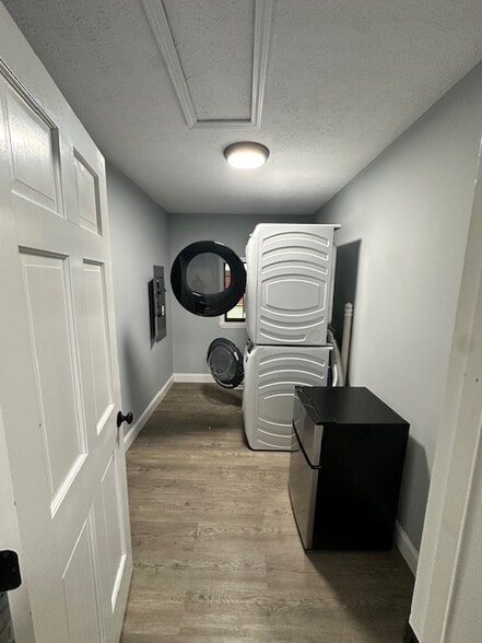 Building Photo - 128 Harness Rd