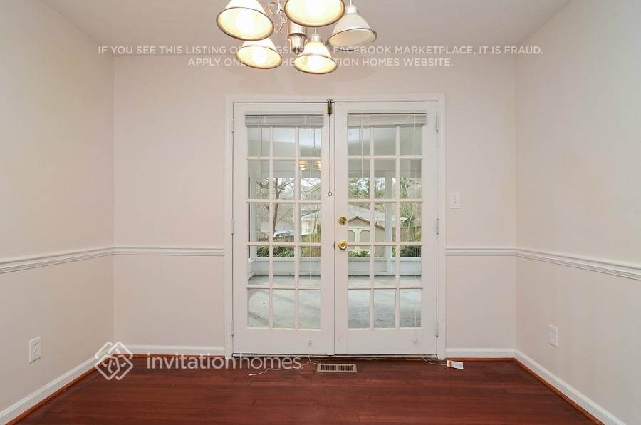 Building Photo - 3370 Doyle Ln SW