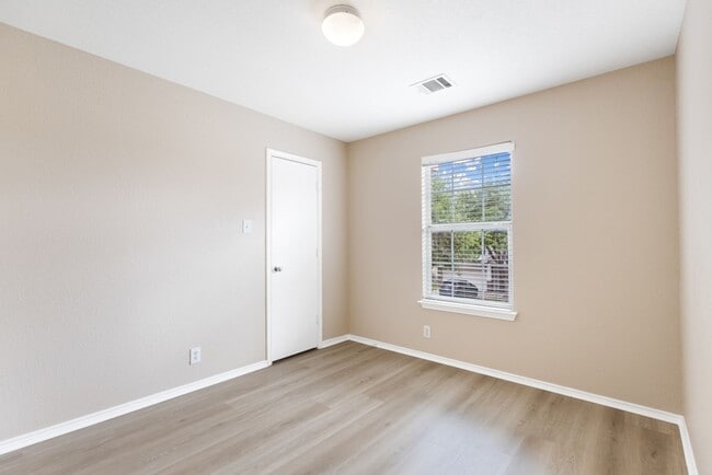 Building Photo - 6526 Charles Field