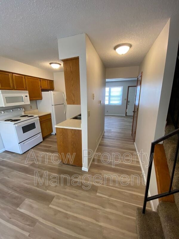 Building Photo - 1222 S Jackson St