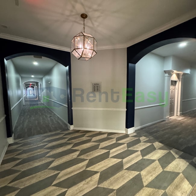 Building Photo - 1400 Granby St