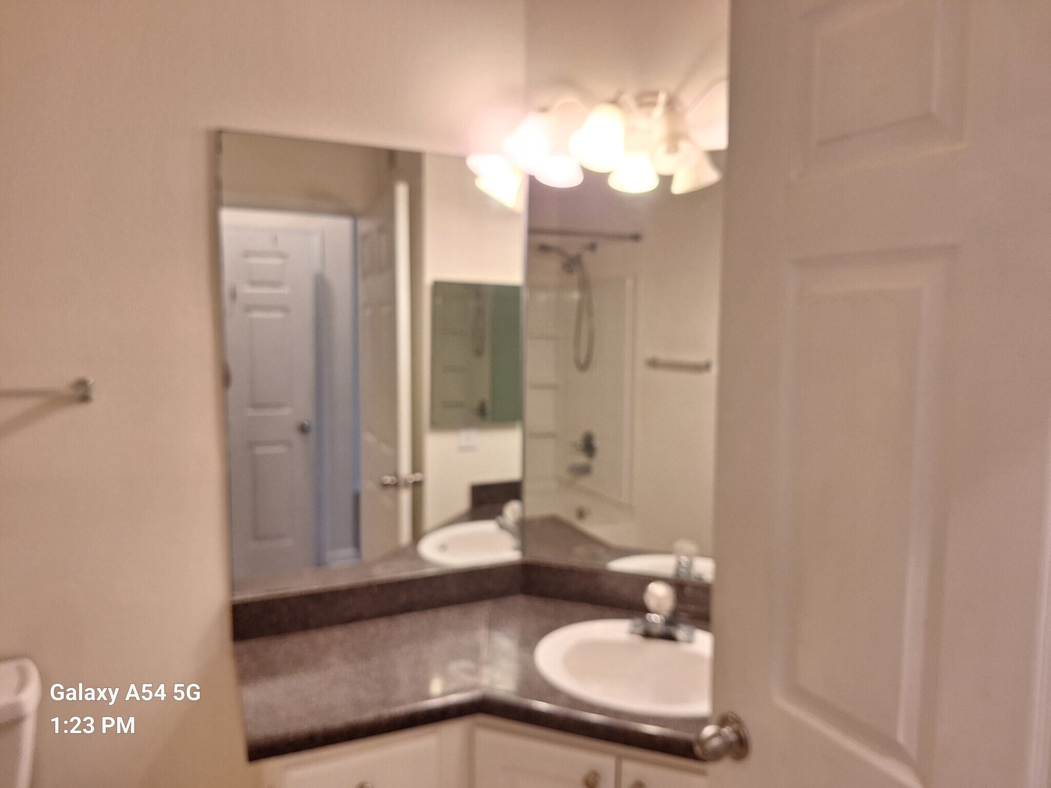 Master bath with tub - 4802 51st St W