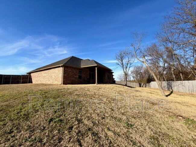 Building Photo - 780 E 139th Pl N