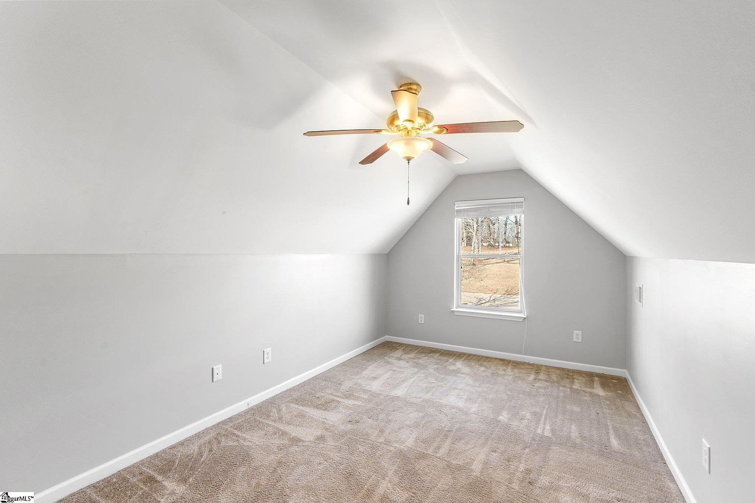 Bonus room above garage - 207 Blacks Dr