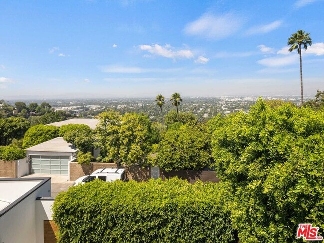 Building Photo - 3606 Berry Dr