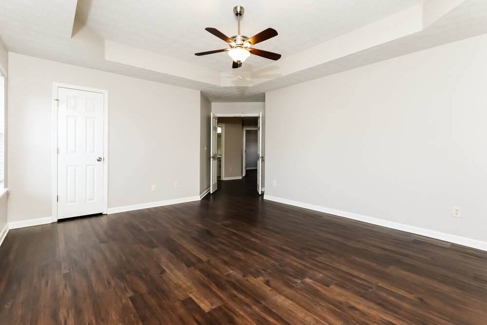 Building Photo - 10669 Daisy Cove