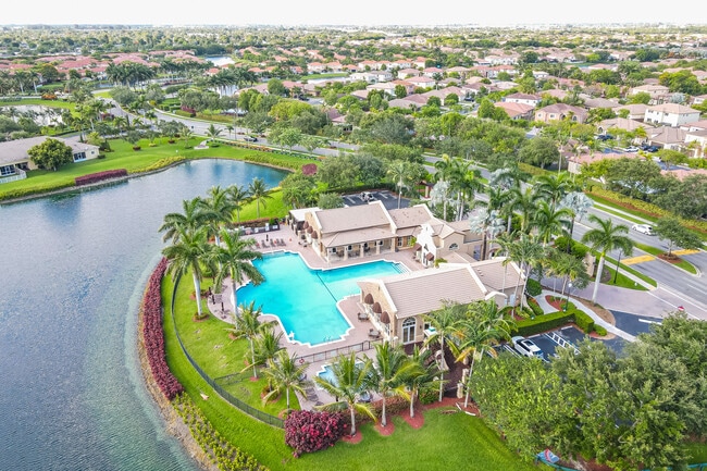 Building Photo - 3395 NE 9th Dr