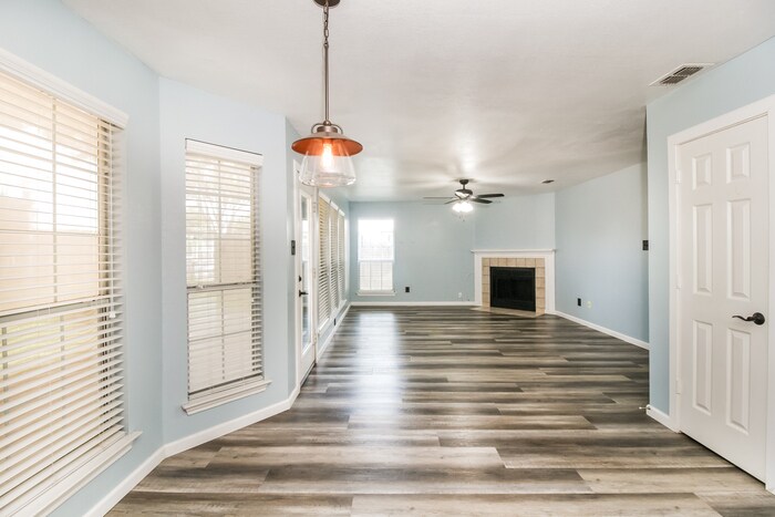 Building Photo - 2917 St Croix Ct