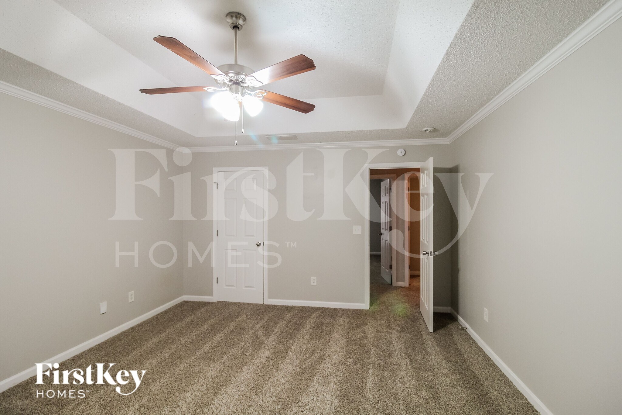 Building Photo - 5354 Crown Oaks Dr