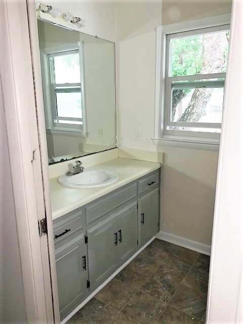 Building Photo - 201 Westbrooke Court #4 (Westbrooke Townho...