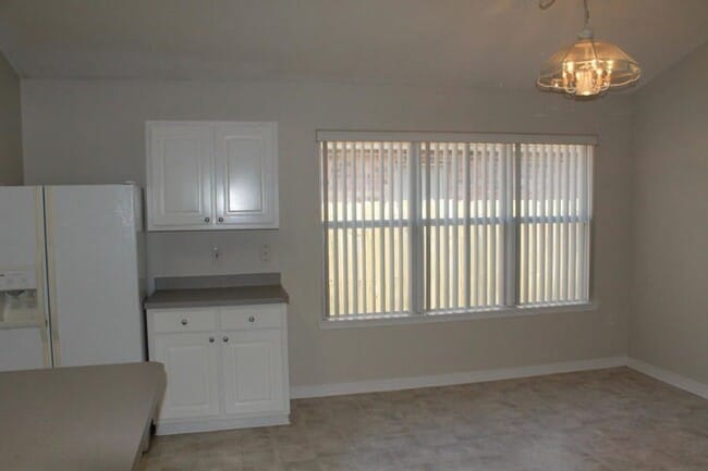 Building Photo - 1606 Trent St